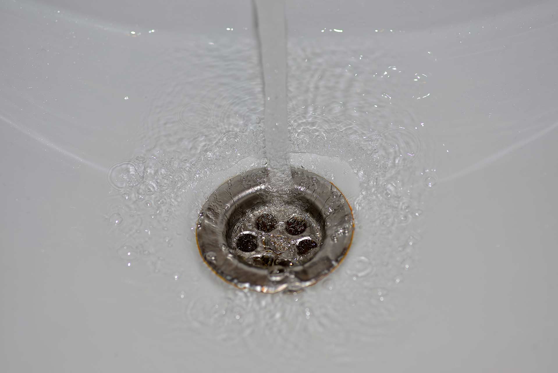 A2B Drains provides services to unblock blocked sinks and drains for properties in Fleet.
